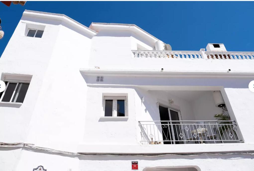Apartamentos Lolitalola Holidays Salobrena Luaran gambar